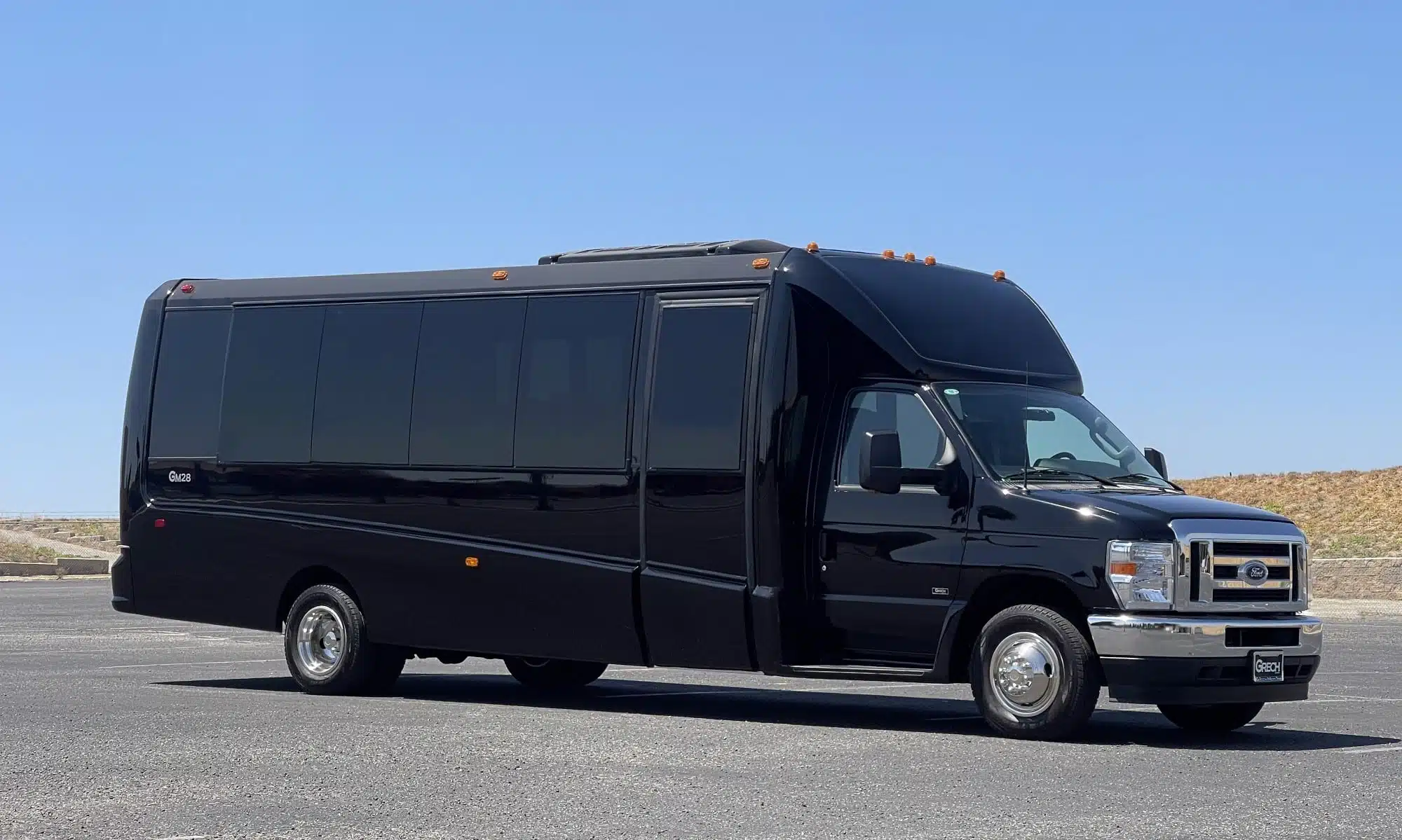 GM28 Ford E450 Bus
